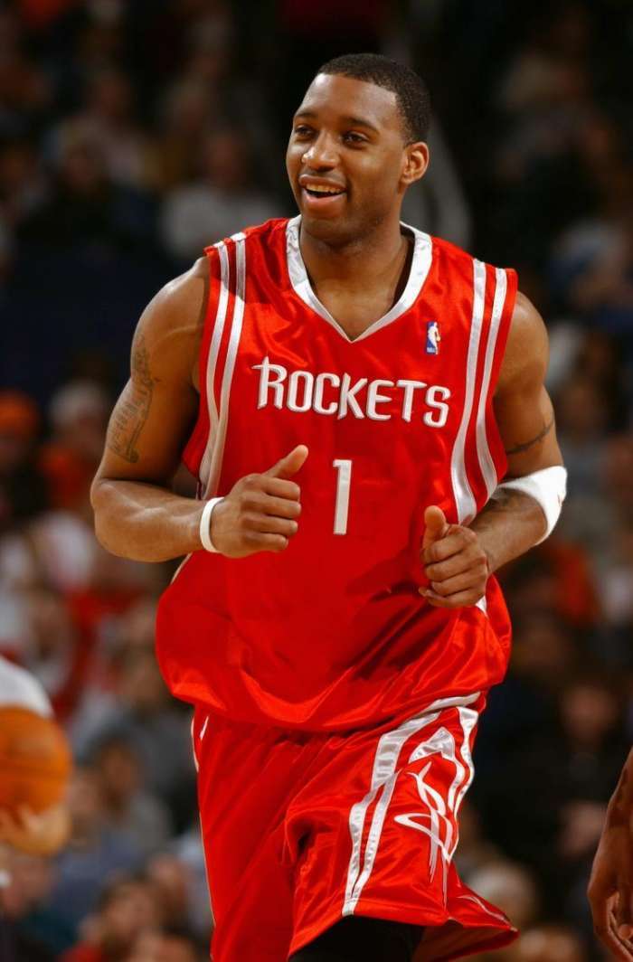 NBA战报：里夫斯44分11助，八村塁绝杀，湖人123-120猛龙（里夫斯轰44分11助攻，八村塁压哨绝杀，湖人123-120险胜猛龙）