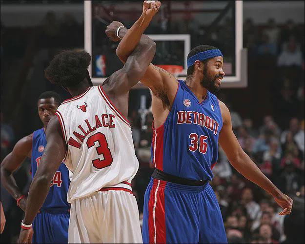 朱利亚诺：喜欢助攻因为会有两个人开心；格子和科克是标杆（朱利亚诺：我更爱助攻，因为能让两个人一起开心；格列兹曼和科克是我的标杆）