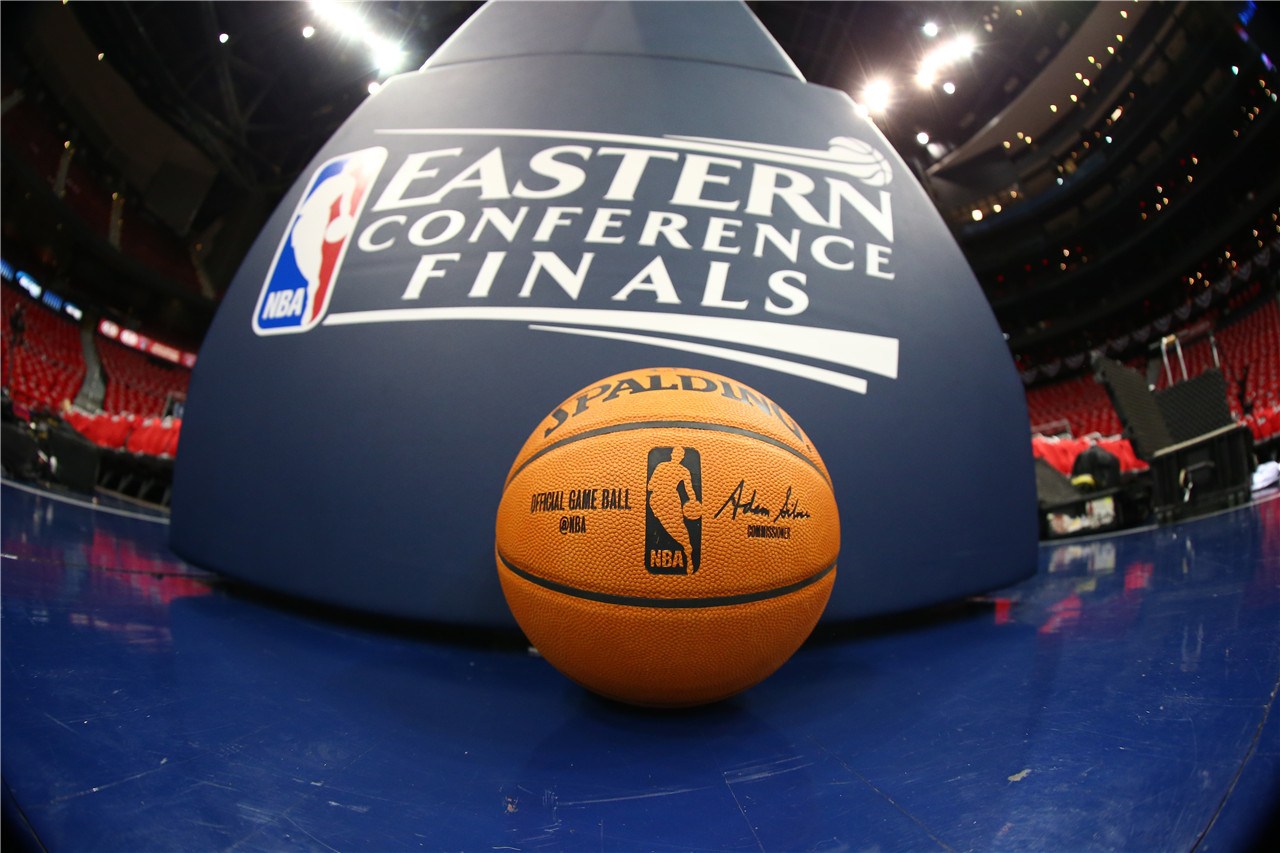 齐达内晒教学樊振东法语视频：西语相当不错，法语还得练练（齐达内晒教樊振东法语视频：西语表现佳，法语仍待提升）